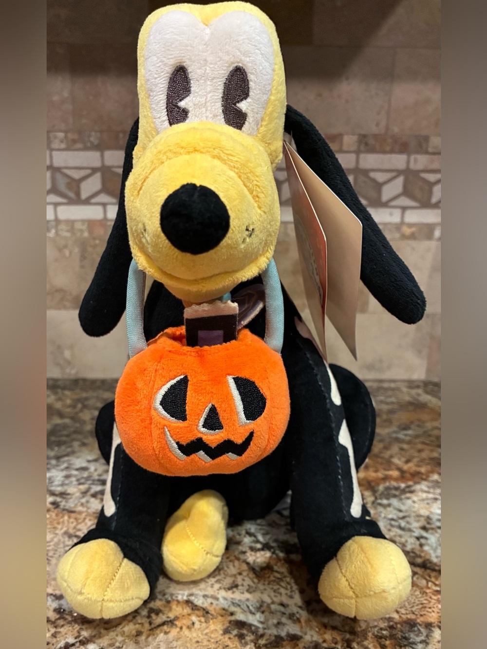Disney Pluto Halloween Tricks and Treats 2020 Skeleton Plush Pumpkin NWT